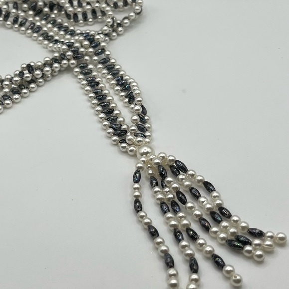 Vintage Faux Pearl & Iridescent Bead Lariat Necklace with Tassel - Picture 1 of 7